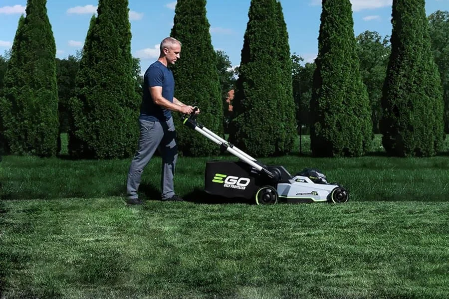 lithium ion battery powered lawn mowers